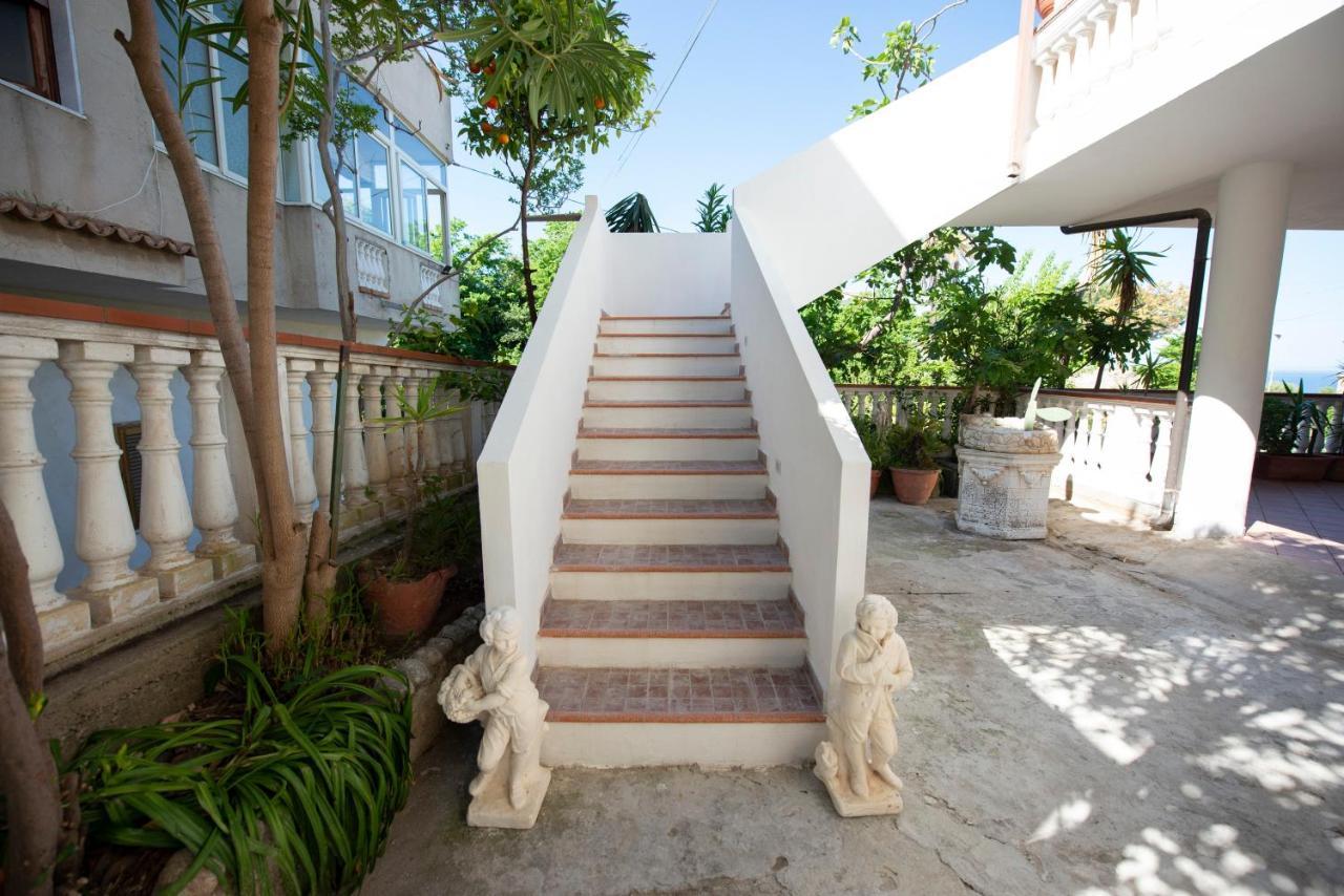 B&B Esterita Parghelia Εξωτερικό φωτογραφία