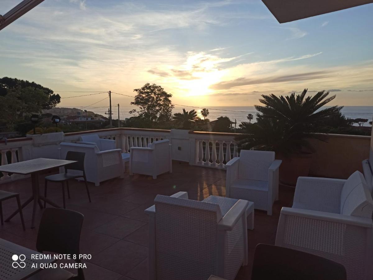B&B Esterita Parghelia Εξωτερικό φωτογραφία