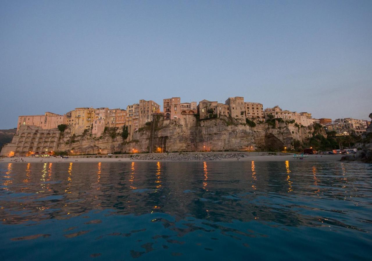 B&B Esterita Parghelia Εξωτερικό φωτογραφία