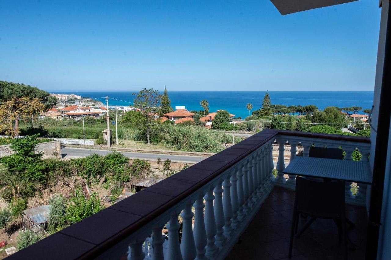 B&B Esterita Parghelia Εξωτερικό φωτογραφία