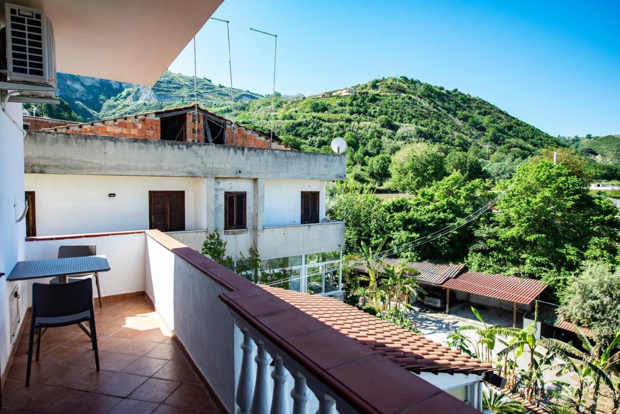 B&B Esterita Parghelia Εξωτερικό φωτογραφία