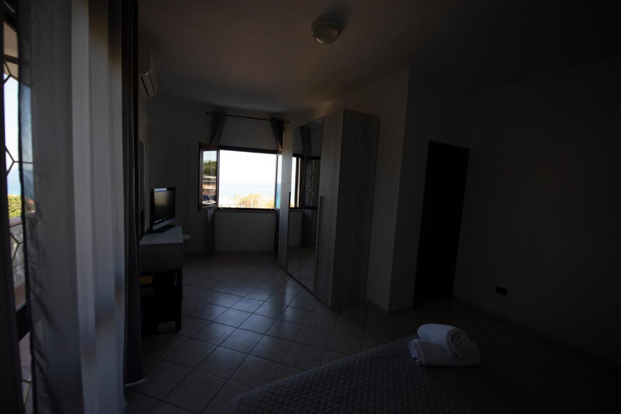 B&B Esterita Parghelia Εξωτερικό φωτογραφία