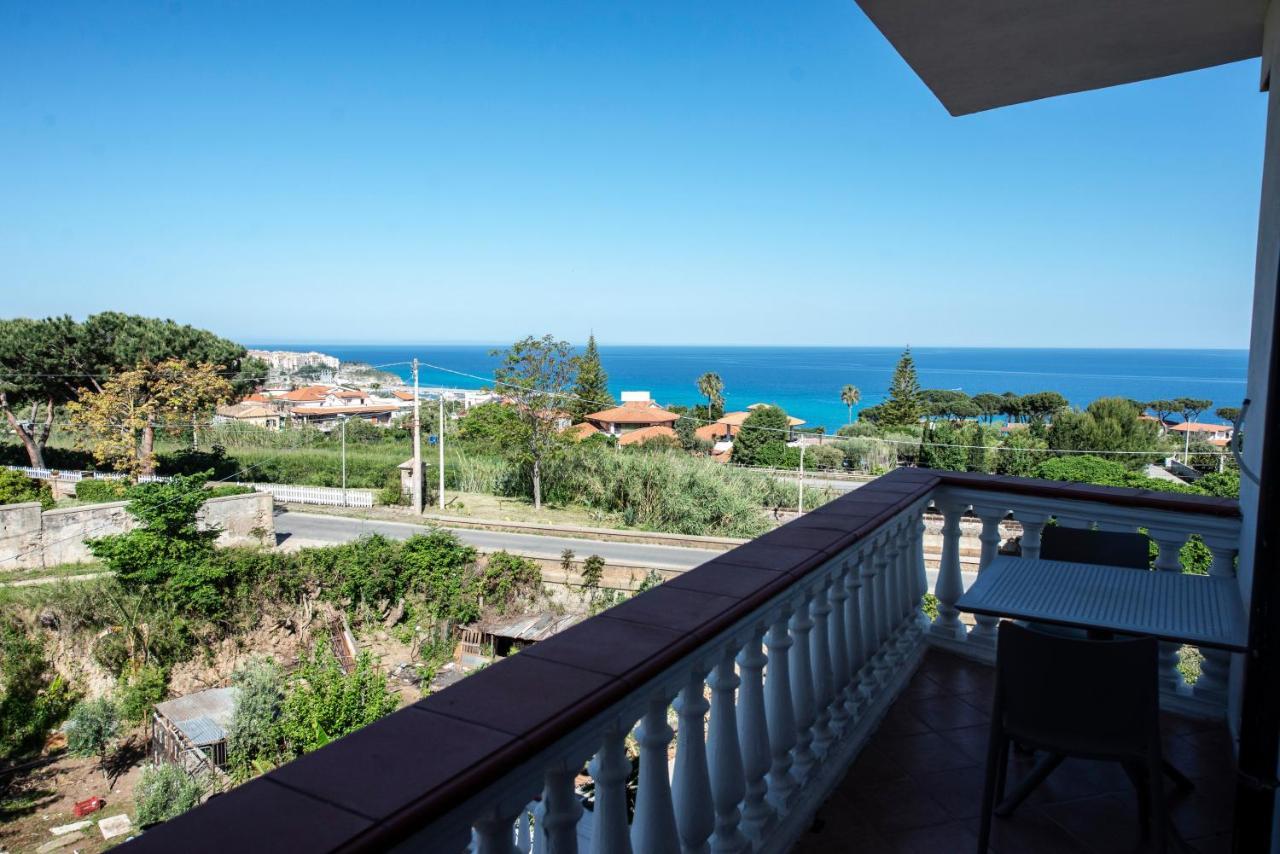 B&B Esterita Parghelia Εξωτερικό φωτογραφία